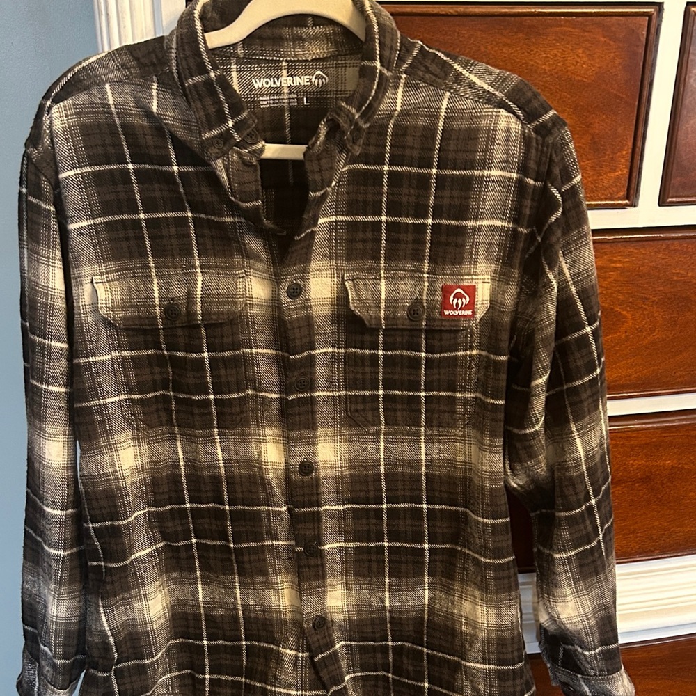 Wolverine Men's Dark Plaid Button Down Shirt